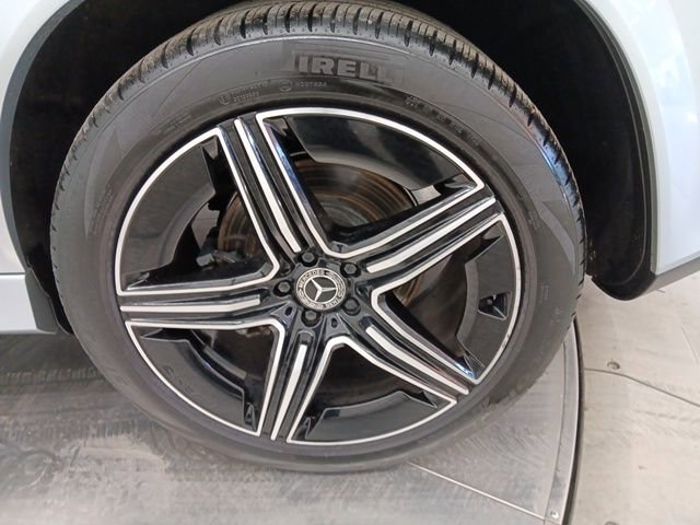 Used 2024 Mercedes-Benz GLE 350 4MATIC w/ AMG Line Exterior image 48