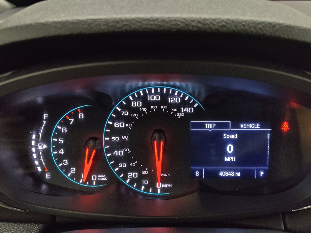 Used 2020 Chevrolet Trax LT w/ LT Convenience Package FWD image 23