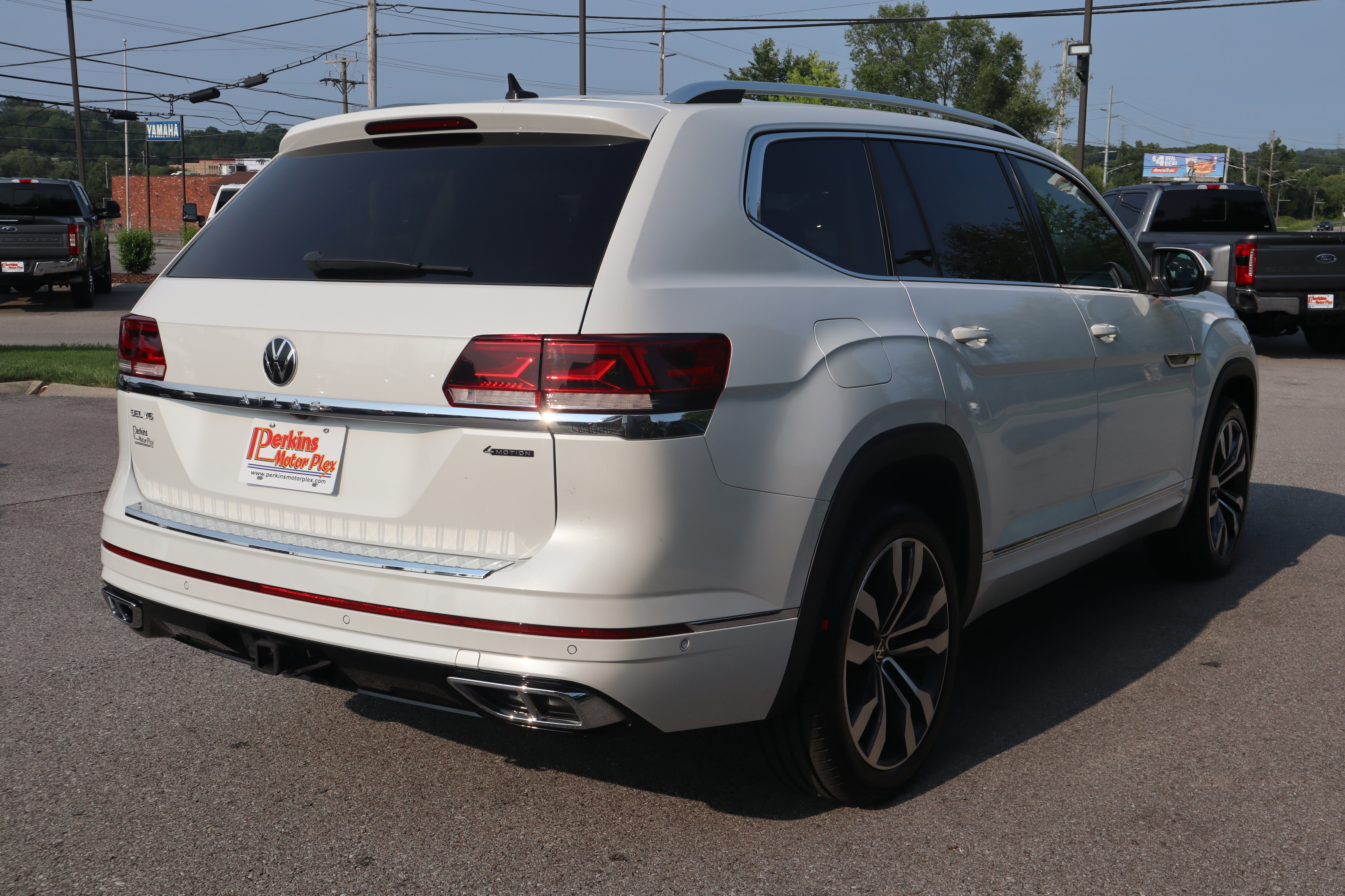 Used 2023 Volkswagen Atlas SEL Premium AWD/4WD image 7