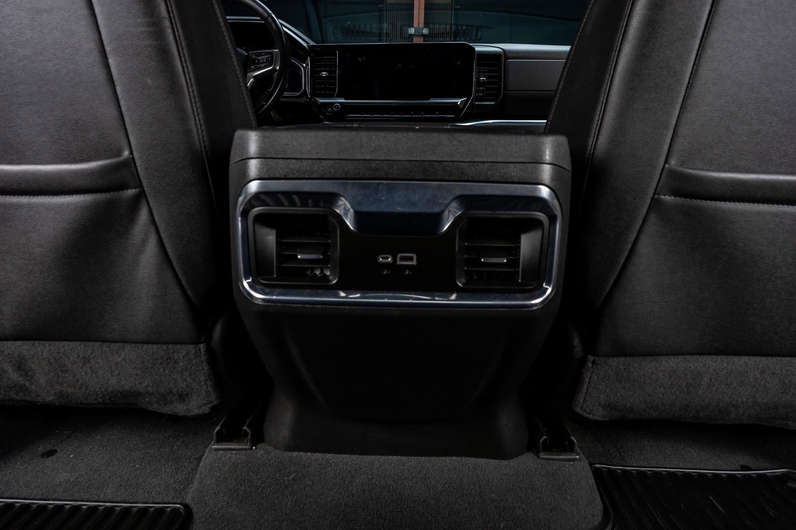 Used 2022 Chevrolet Silverado 1500 LTZ w/ Z71 Off-Road Package AWD/4WD image 32