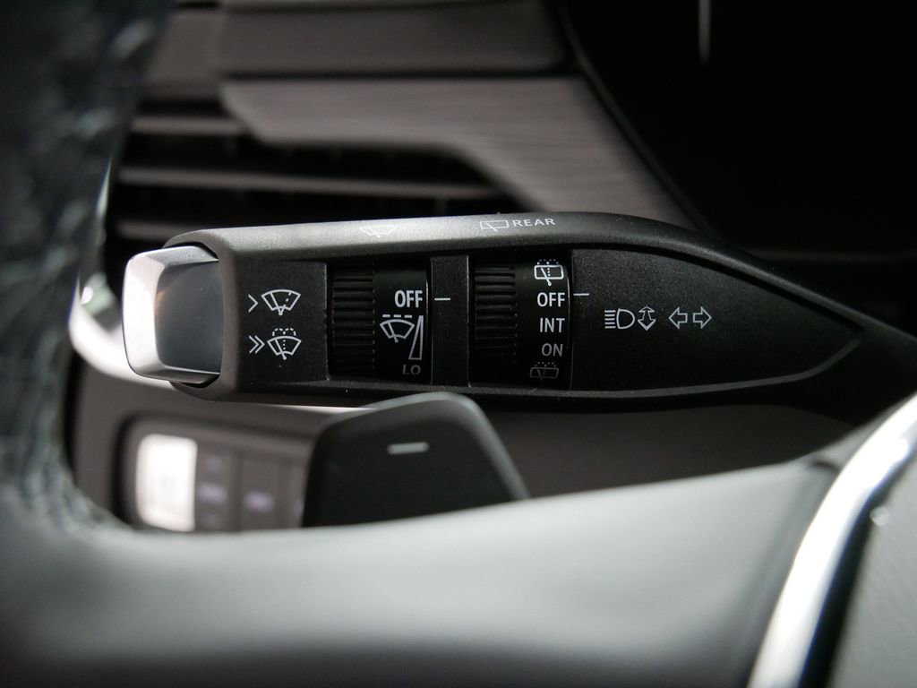 New 2026 GMC Acadia Elevation image 22