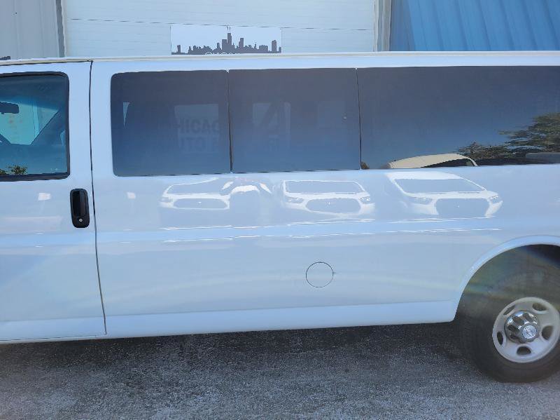 Used 2017 Chevrolet Express 3500 LT w/ LT Preferred Equipment Group RWD image 10