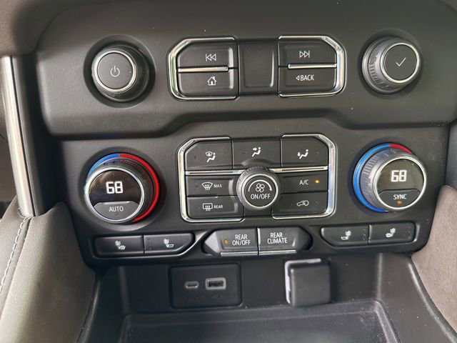 Used 2021 Chevrolet Tahoe LT w/ LT Signature Package image 20