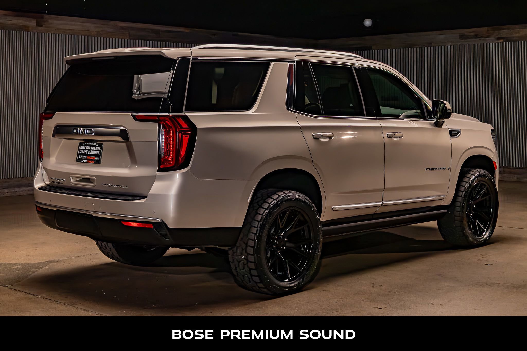 Used 2022 GMC Yukon Denali w/ Denali Premium Package AWD/4WD image 10