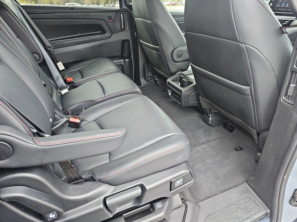 Used 2025 Honda Odyssey Sport-L image 14