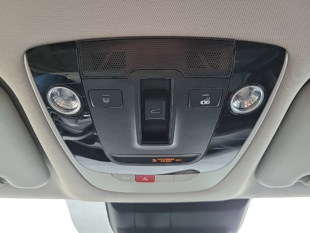 Used 2024 Kia Seltos EX image 18