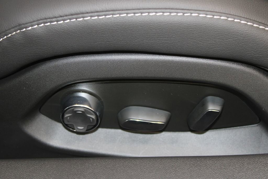 New 2026 Chevrolet Corvette Z06 w/ Stealth Interior Trim Package image 18