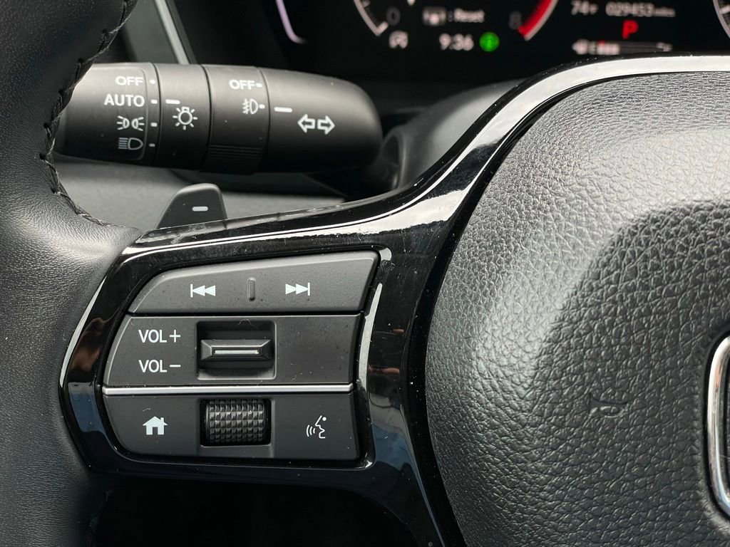 Certified 2023 Honda Pilot Touring image 15