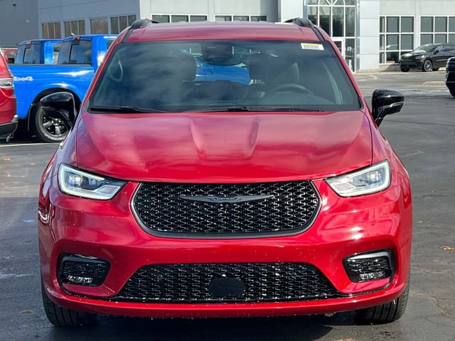 New 2026 Chrysler Pacifica Select image 45