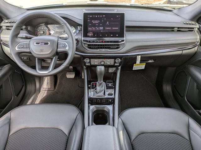 New 2026 Jeep Compass Latitude AWD/4WD image 16