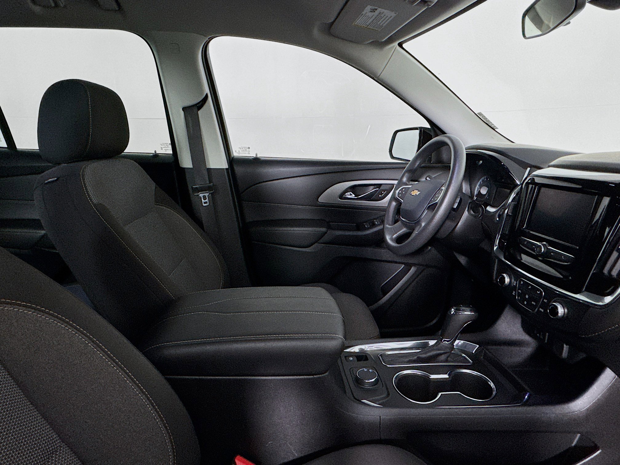 Used 2020 Chevrolet Traverse LS image 28