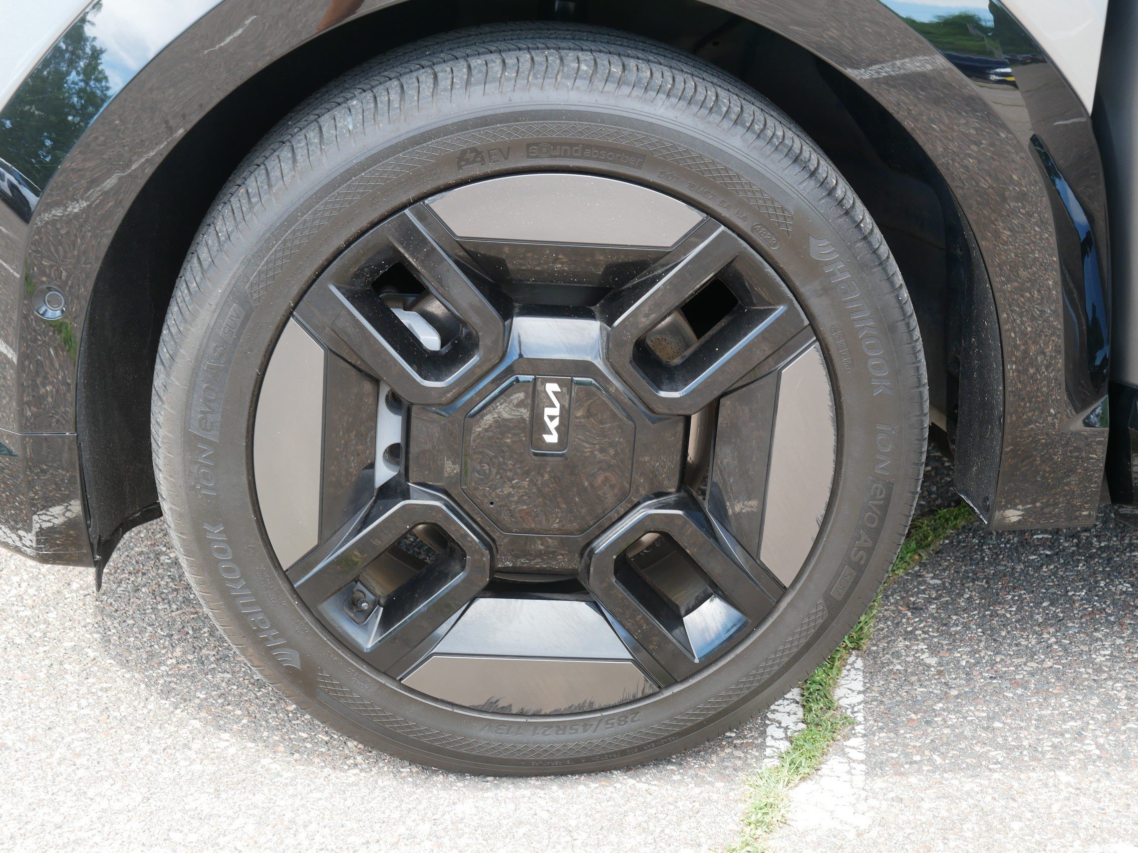 Certified 2024 Kia EV9 GT-Line AWD/4WD image 15