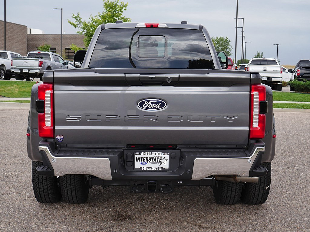 New 2027 Ford F350 XLT w/ XLT Premium Package AWD/4WD image 4