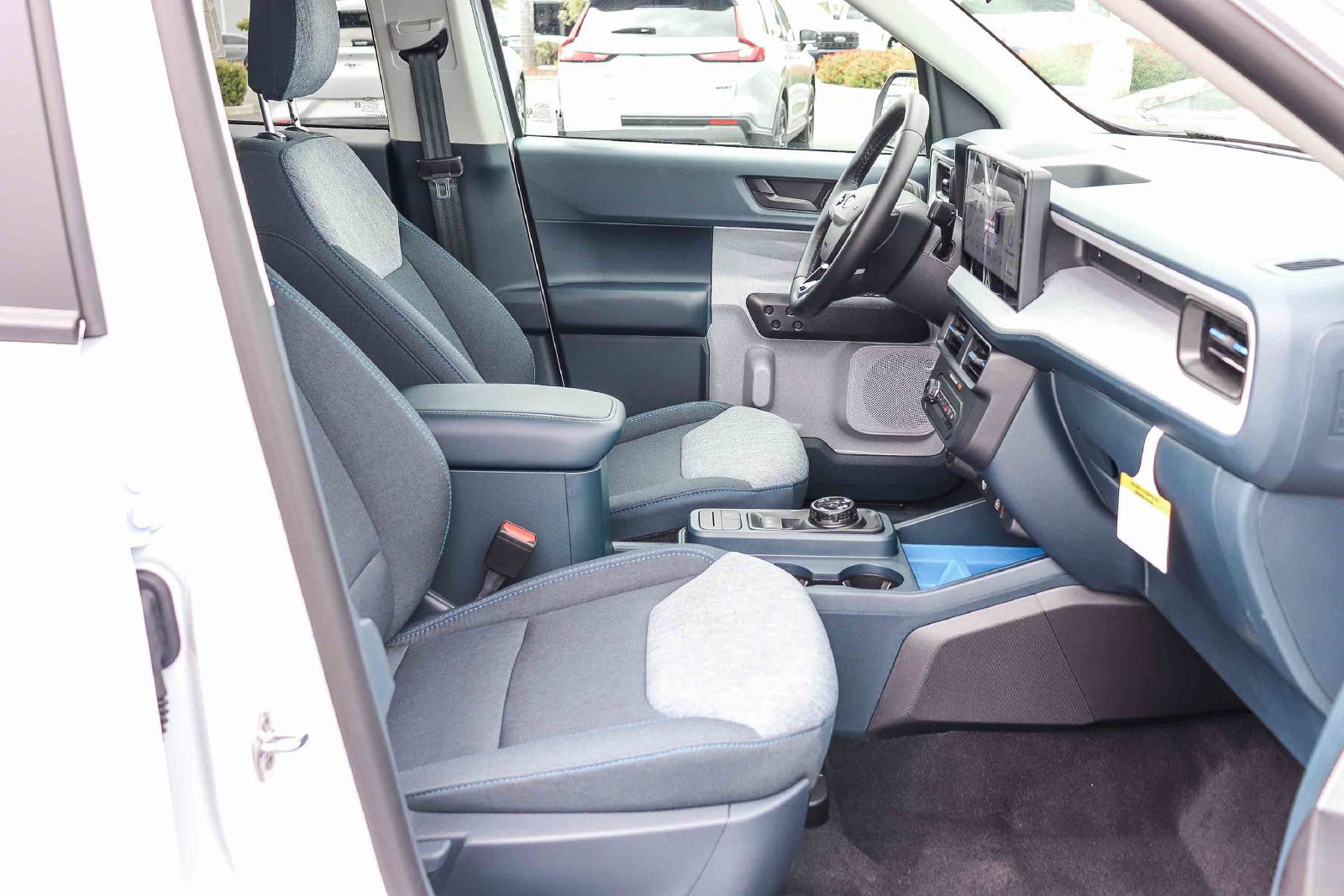 New 2026 Ford Maverick XLT w/ XLT Luxury Package FWD image 17
