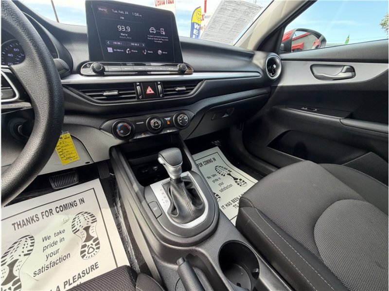 Used 2024 Kia Forte LXS w/ LXS Technology Package image 33