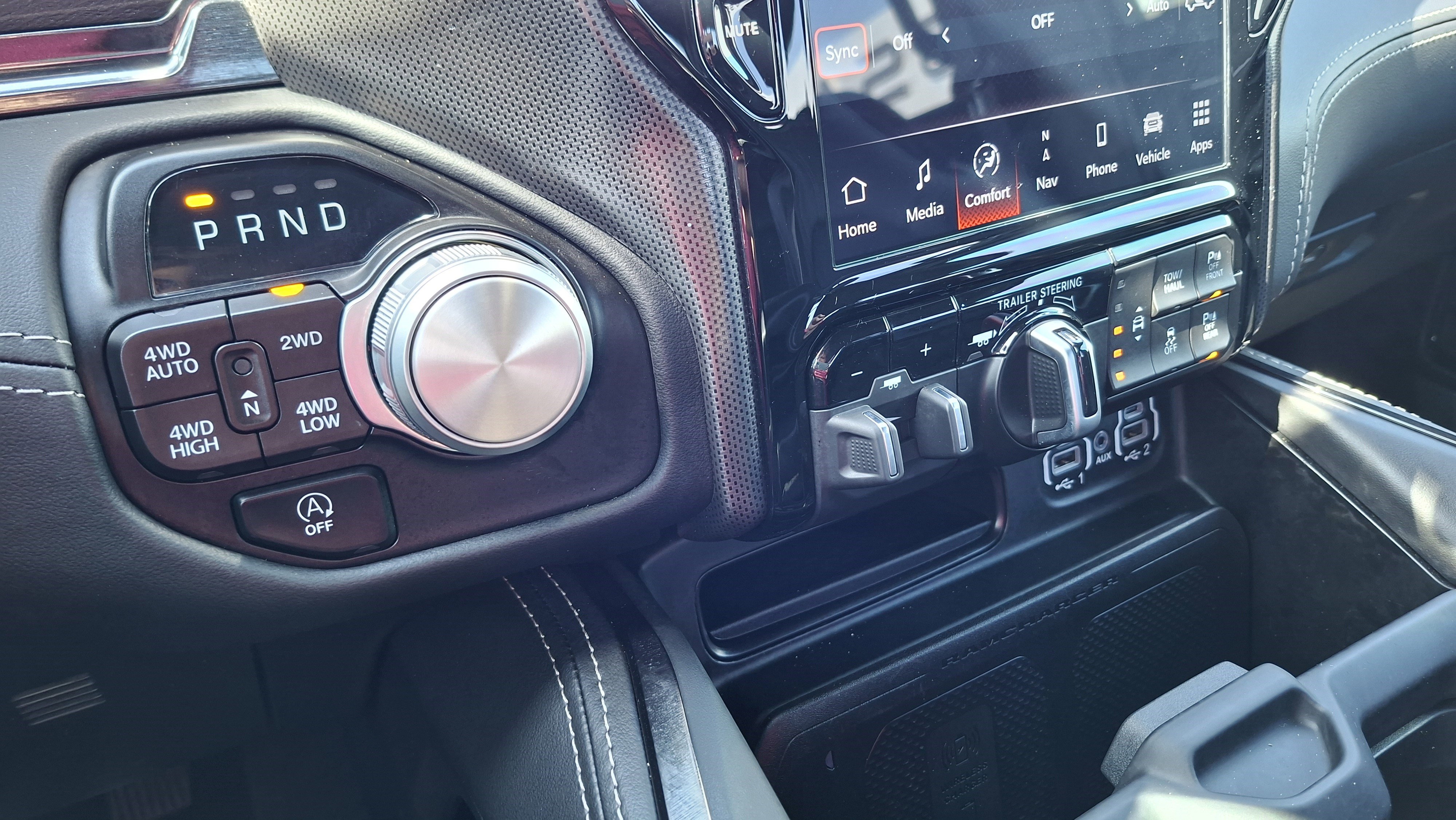 Used 2024 RAM 1500 Limited AWD/4WD image 17