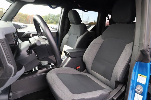 Used 2023 Ford Bronco Big Bend image 14