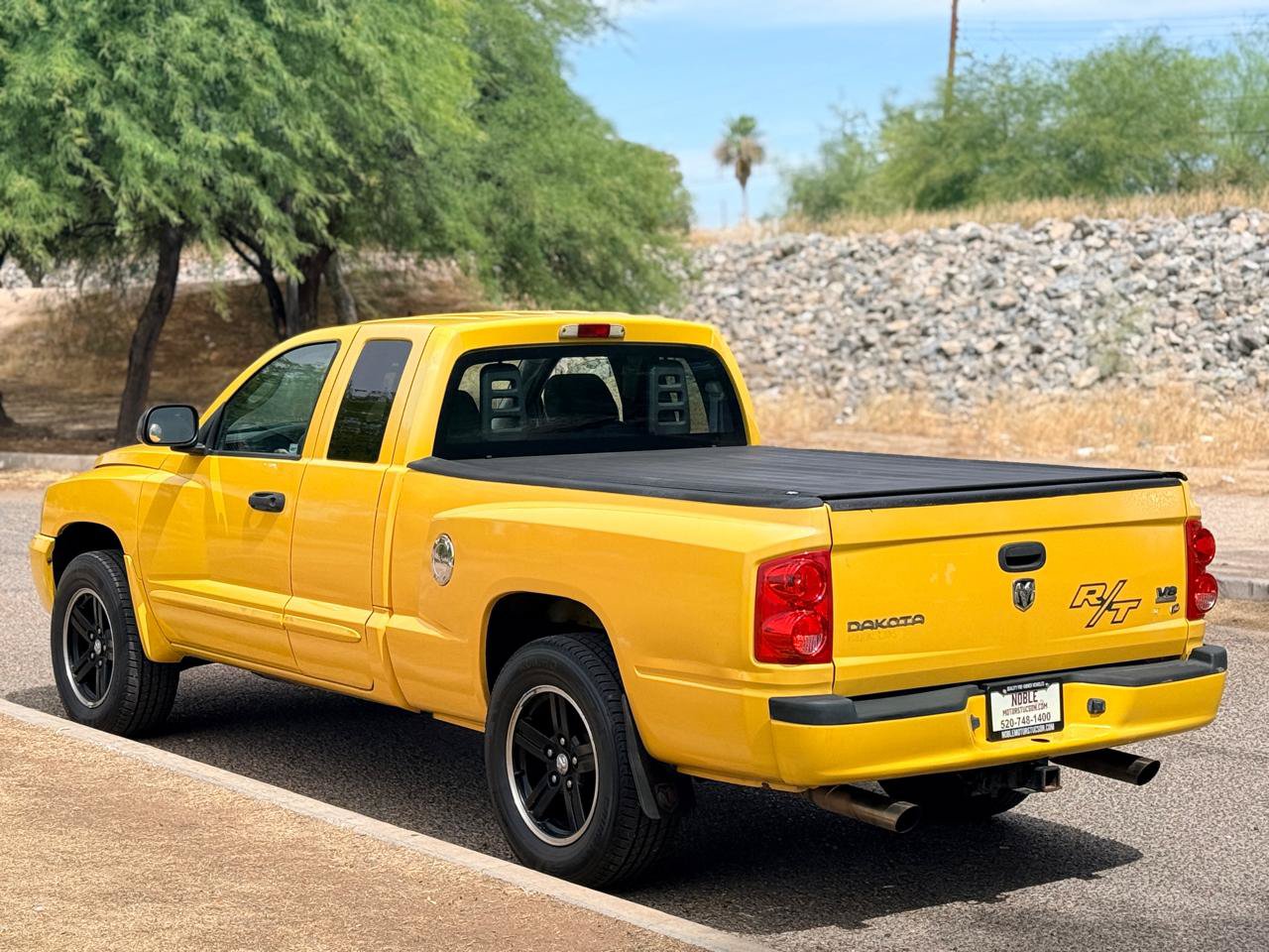 Used 2006 Dodge Dakota SLT w/ R/T Group AWD/4WD image 3