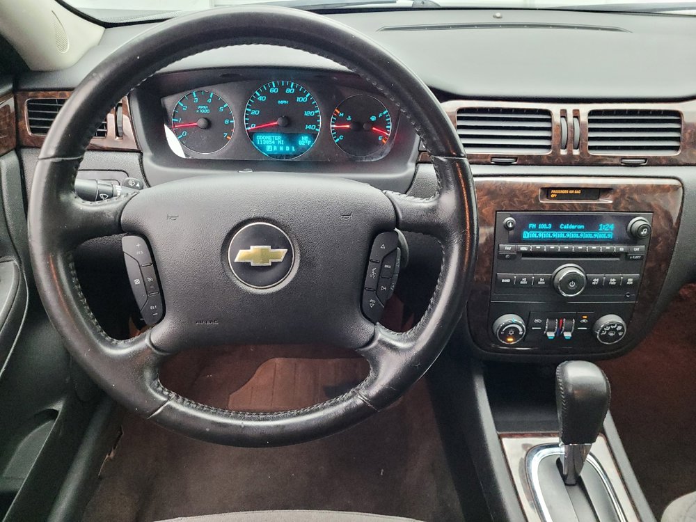 Used 2014 Chevrolet Impala LT w/ LT Sunroof Package image 22