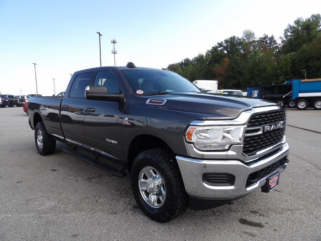 Used 2022 RAM 3500 Big Horn AWD/4WD image 10