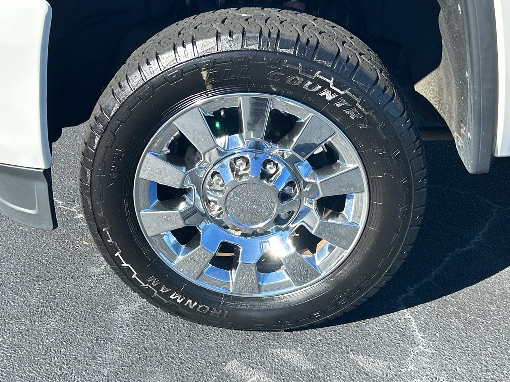 Used 2019 GMC Sierra 2500 Denali w/ Duramax Plus Package AWD/4WD image 33