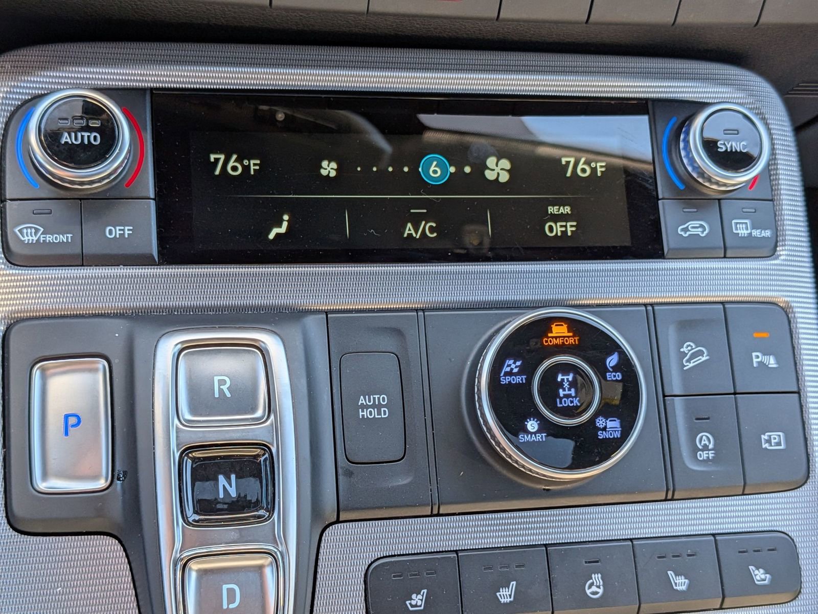 Used 2024 Hyundai Palisade Calligraphy image 25