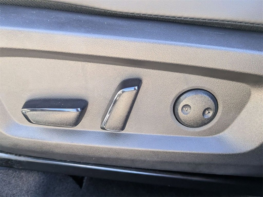 Used 2024 Mitsubishi Outlander Ralliart image 14