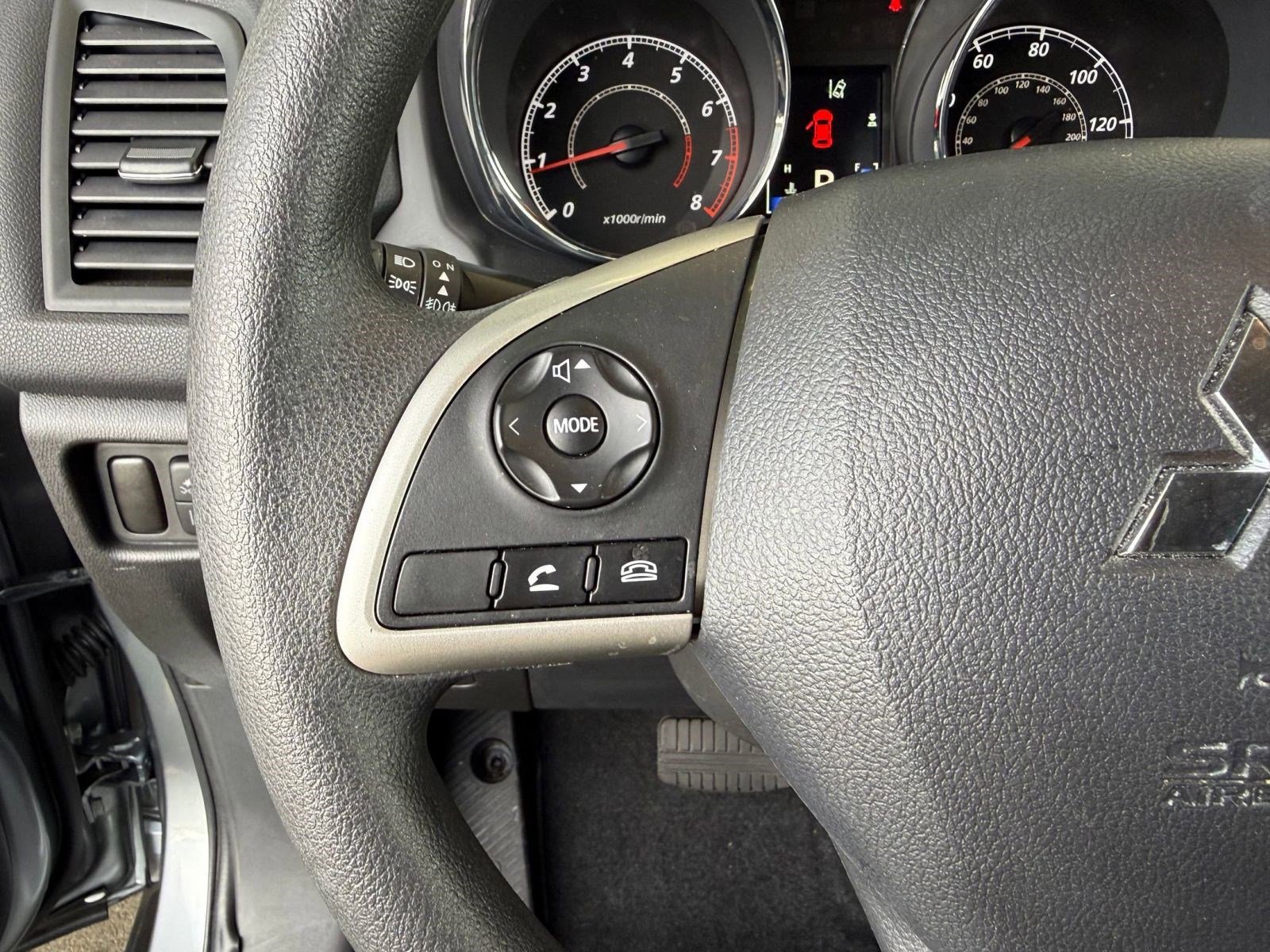 Used 2025 Mitsubishi Outlander Sport ES AWD/4WD image 18