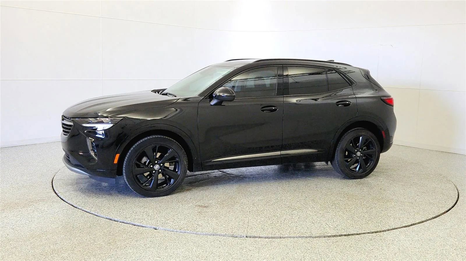 Used 2023 Buick Envision Preferred w/ Sport Touring Package image 4