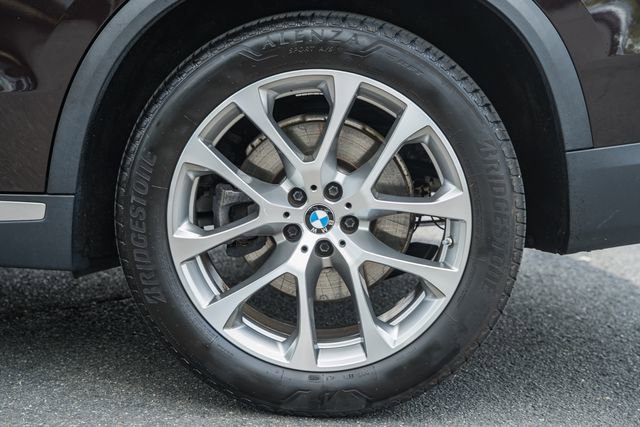 Used 2021 BMW X5 xDrive40i w/ Premium Package 2 AWD/4WD image 21