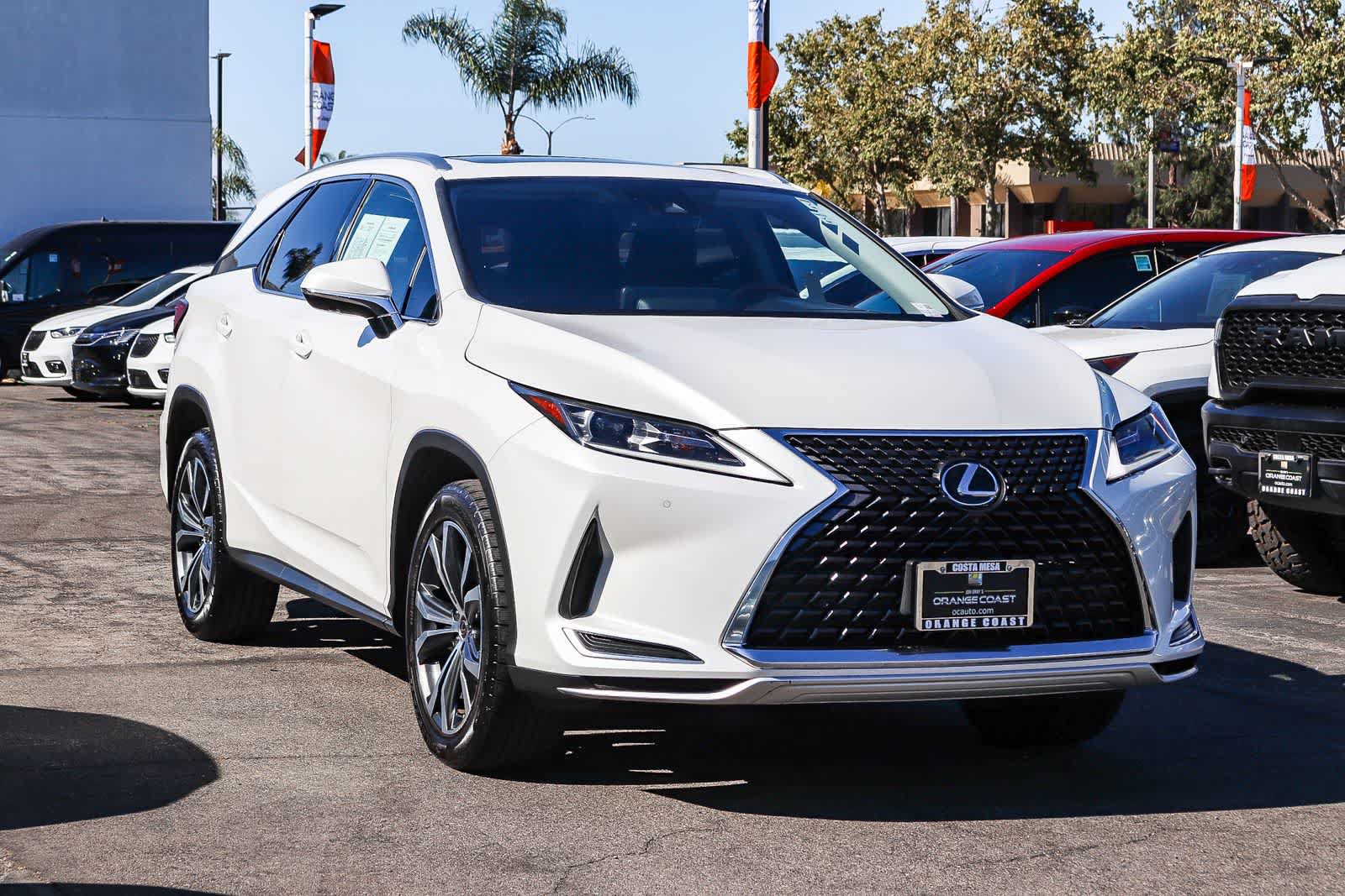 Used 2020 Lexus RX 350L FWD w/ Premium Package image 3
