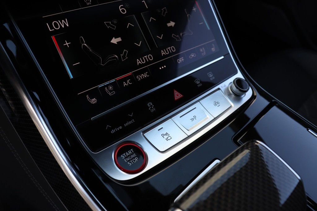 Used 2023 Audi S8 AWD/4WD image 58
