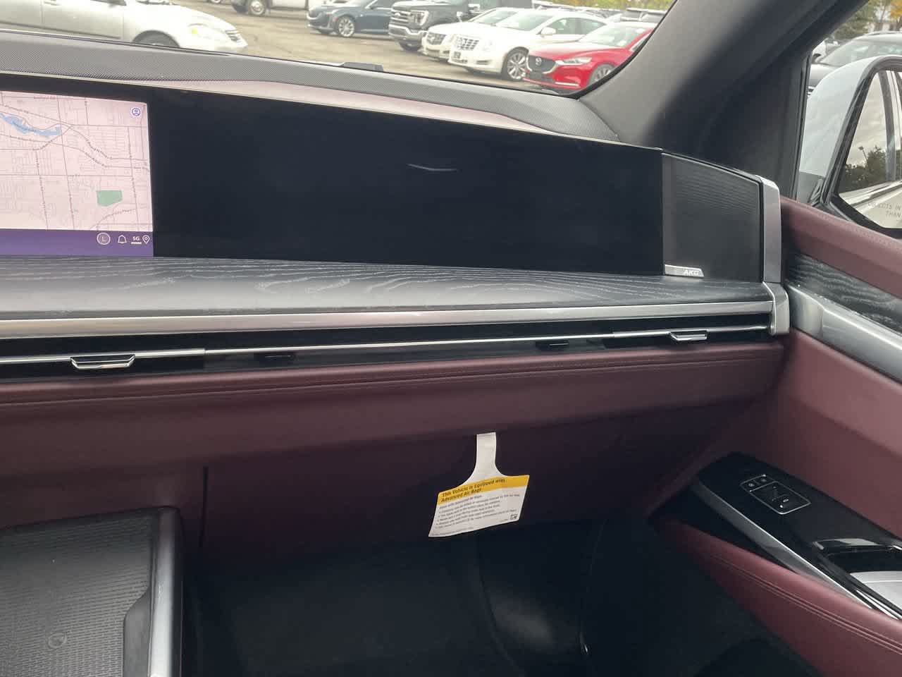 Certified 2025 Cadillac Escalade Premium Luxury w/ LPO, Floor Liner Package AWD/4WD image 16