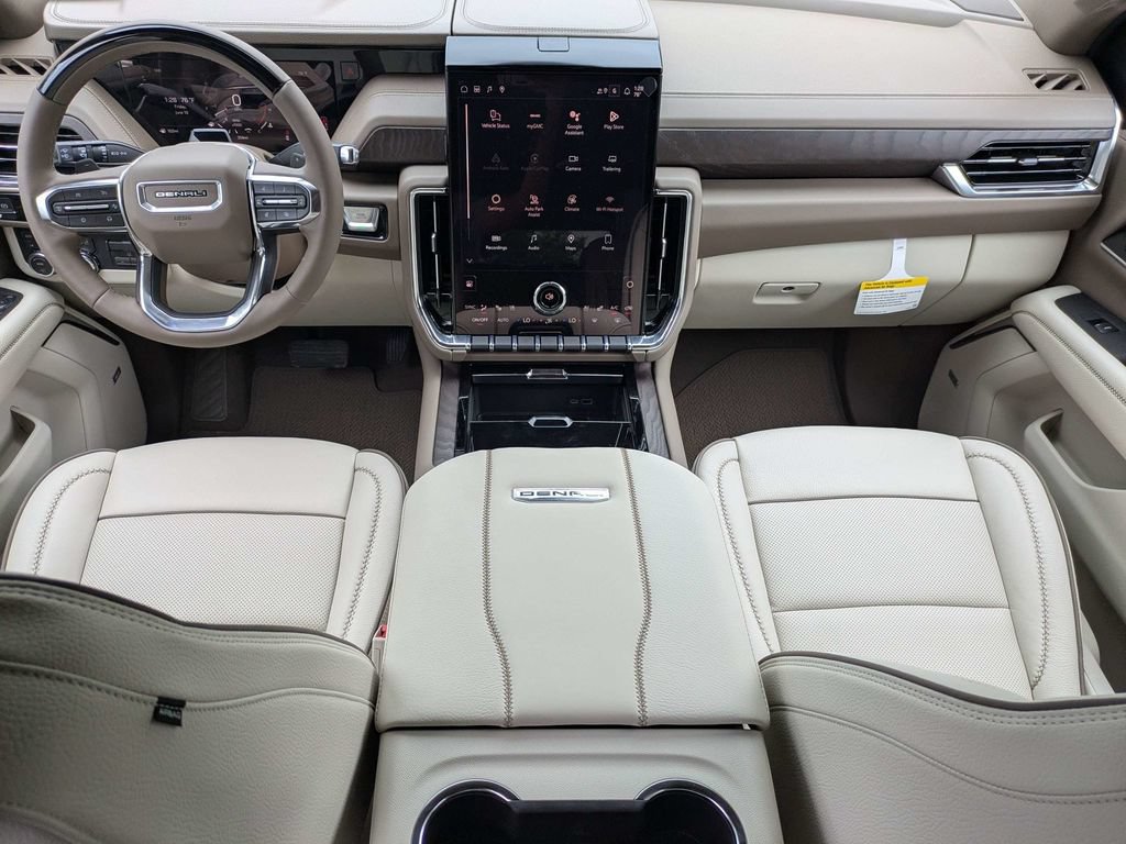 New 2026 GMC Yukon Denali w/ Denali Reserve Package AWD/4WD image 16