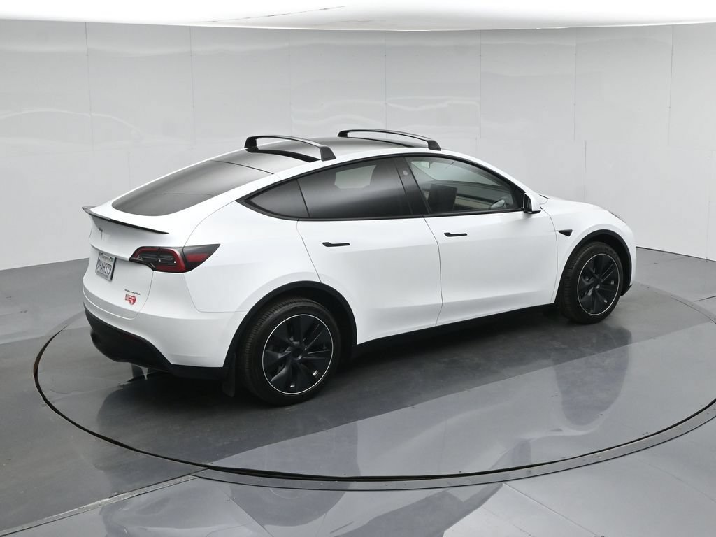 Used 2023 Tesla Model Y Long Range AWD/4WD image 37