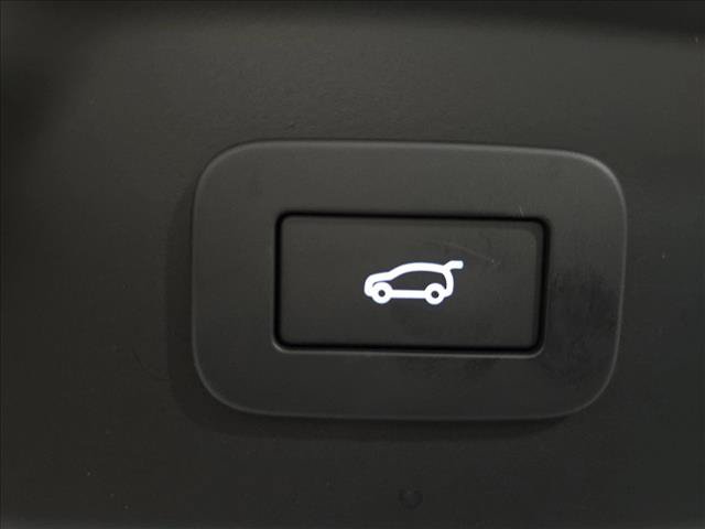 Used 2026 Land Rover Range Rover Velar Dynamic SE AWD/4WD image 13