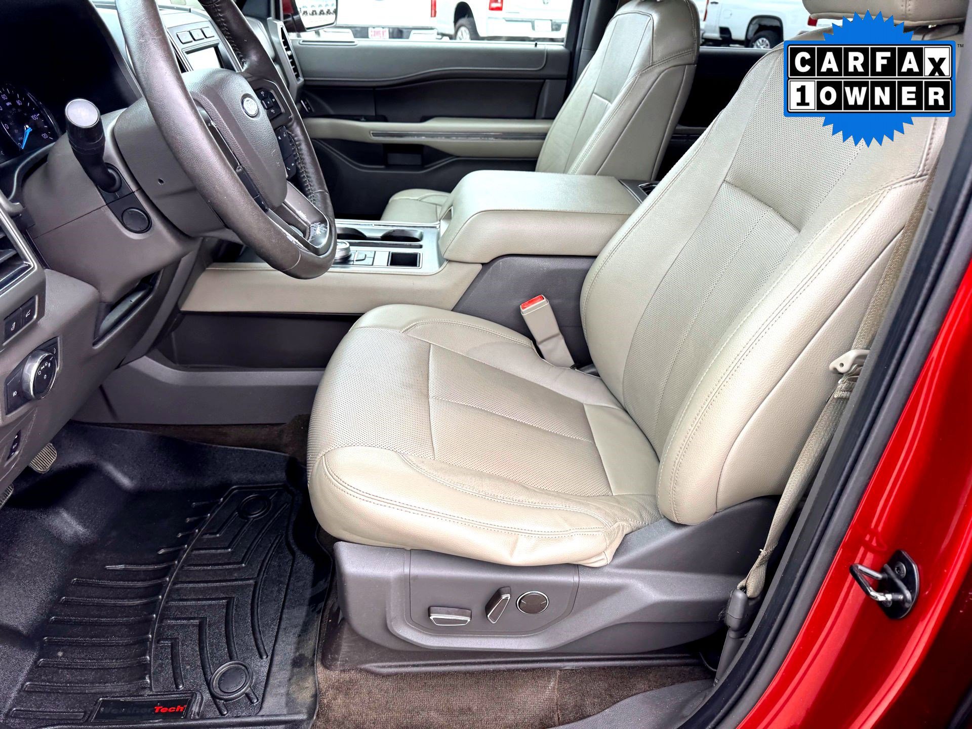 Used 2018 Ford Expedition Max XLT w/ Equipment Group 202A image 12