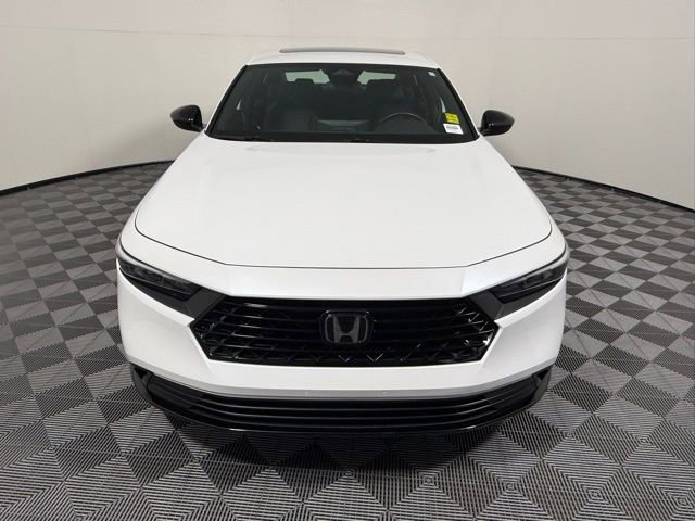 Used 2024 Honda Accord Sport image 9