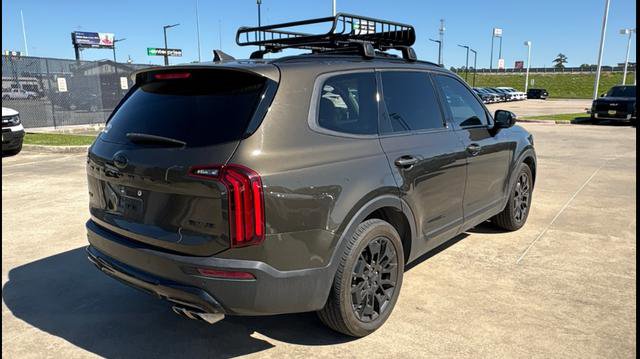 Used 2021 Kia Telluride EX w/ EX Premium Package image 3