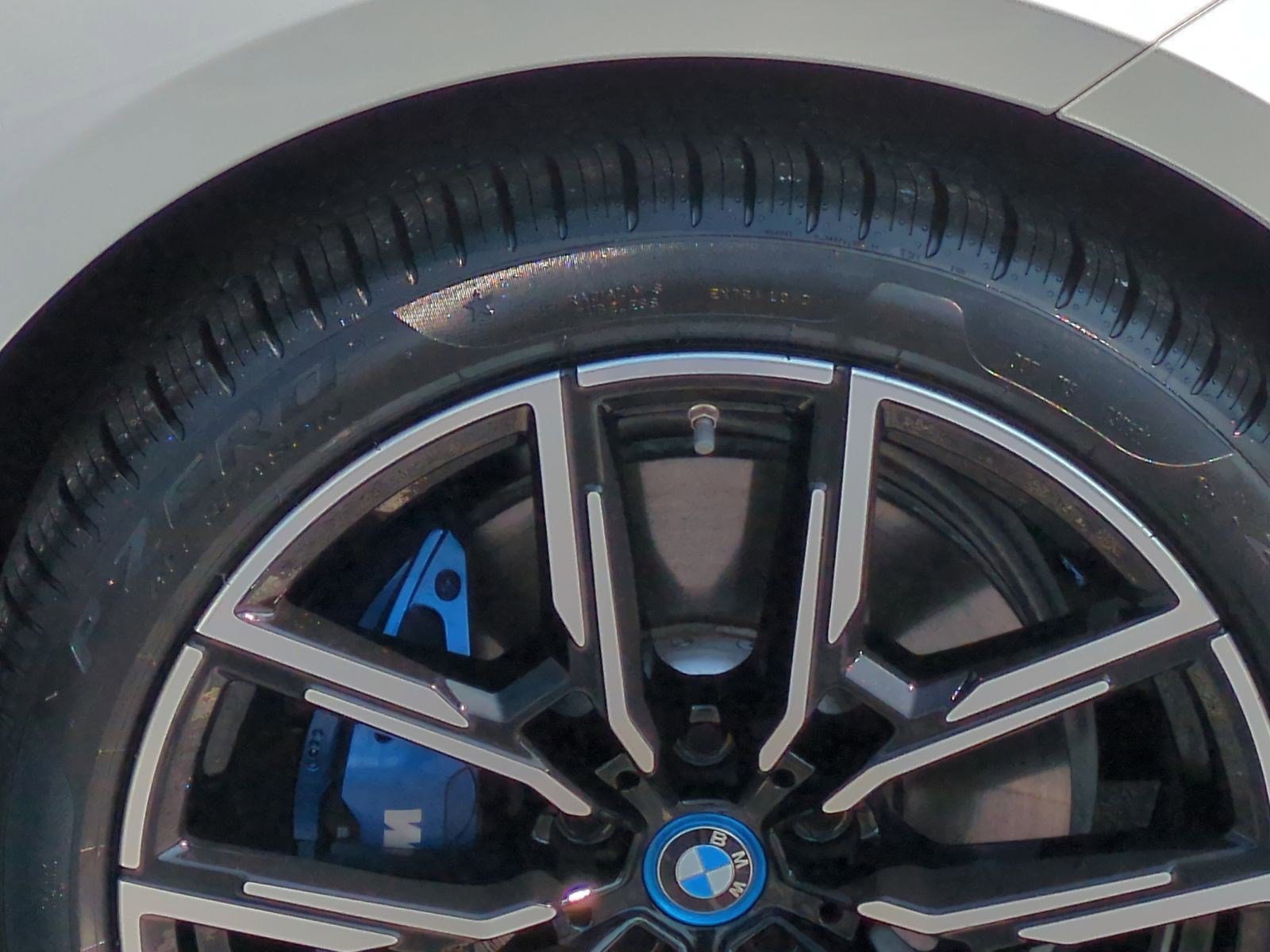 Certified 2023 BMW i4 eDrive40 w/ M Sport Package image 12