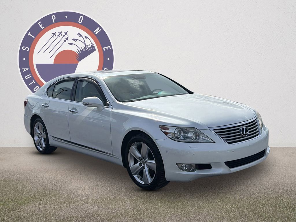 Used 2010 Lexus LS 460 image 2