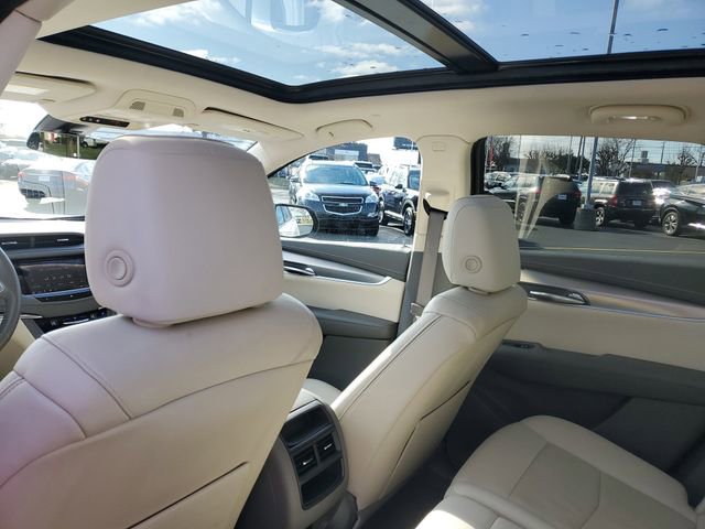 Certified 2021 Cadillac XT5 Premium Luxury w/ LPO, Floor Liner Package AWD/4WD image 10