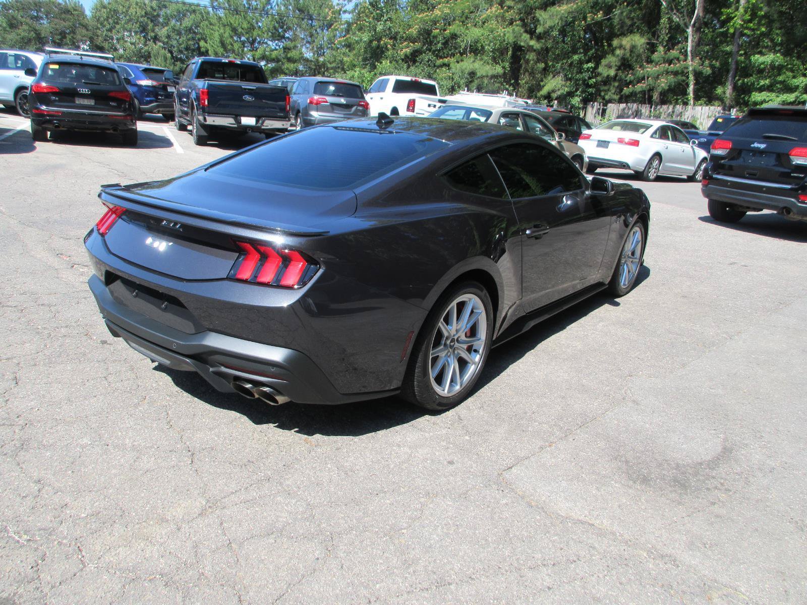 Used 2024 Ford Mustang GT Premium RWD image 5