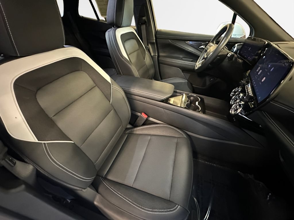 Used 2024 Chevrolet Blazer EV LT AWD/4WD image 26