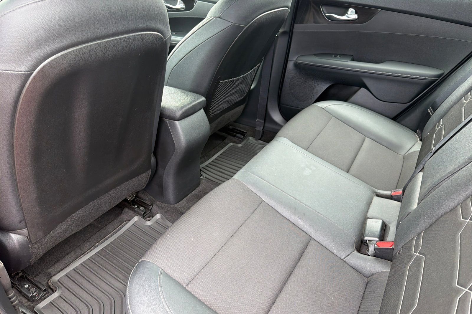 Used 2022 Kia Forte GT-Line w/ GT-Line Premium Package FWD image 13