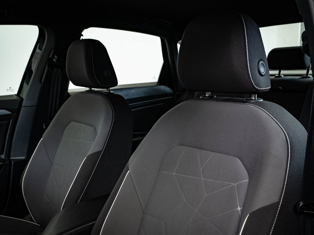 Used 2025 Volkswagen Jetta Sport image 21