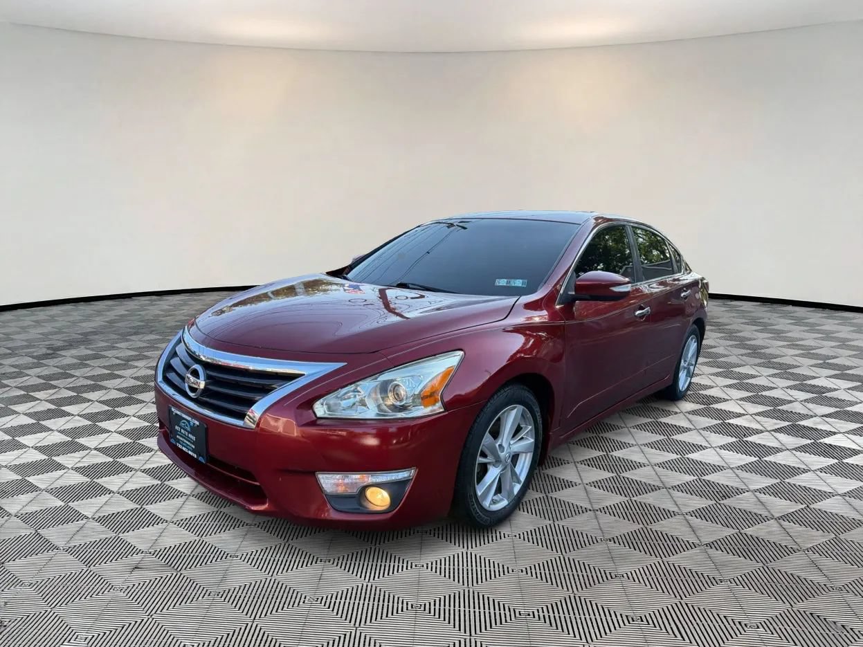 Used 2015 Nissan Altima 2.5 SL w/ Technology Package FWD image 3