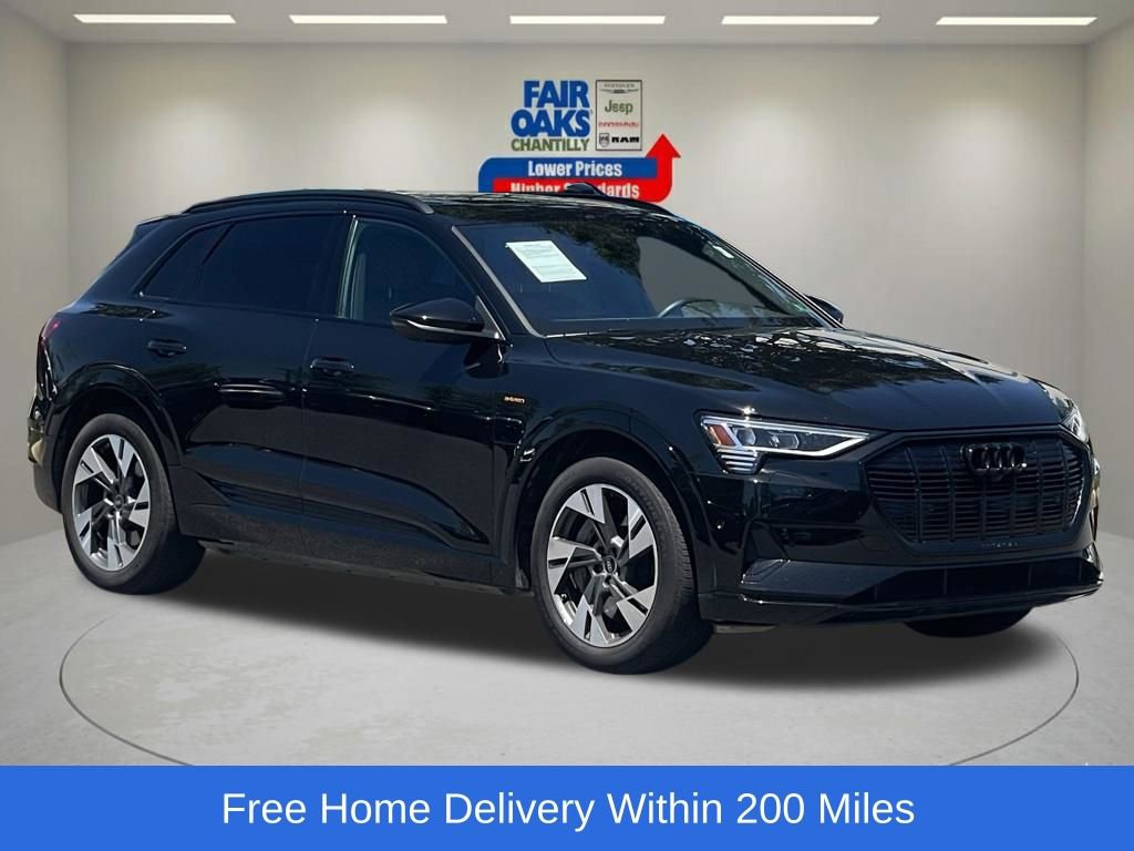 Used 2022 Audi e-tron Premium w/ Convenience Plus Package AWD/4WD image 1