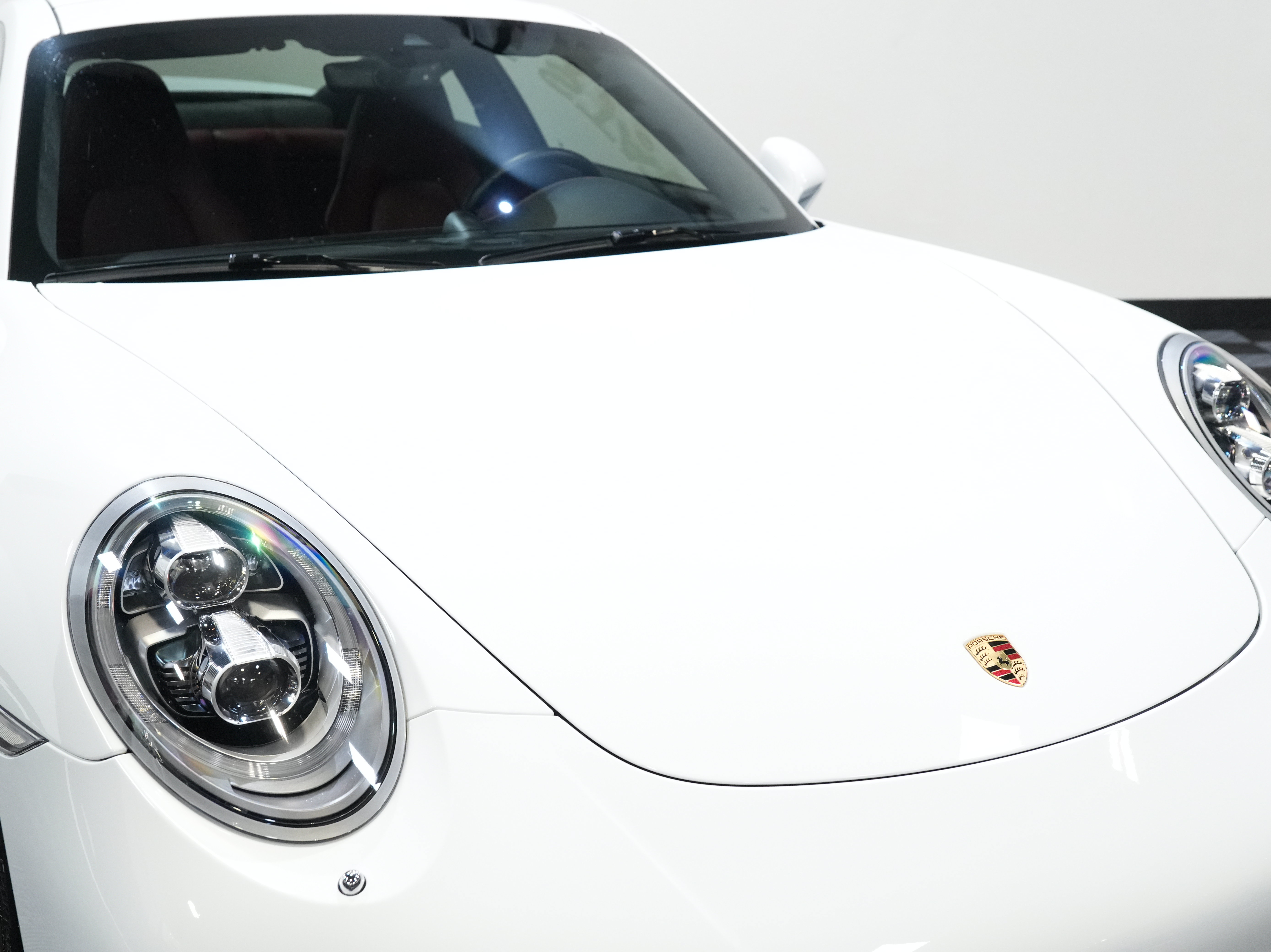 Used 2018 Porsche 911 Turbo S AWD/4WD image 12