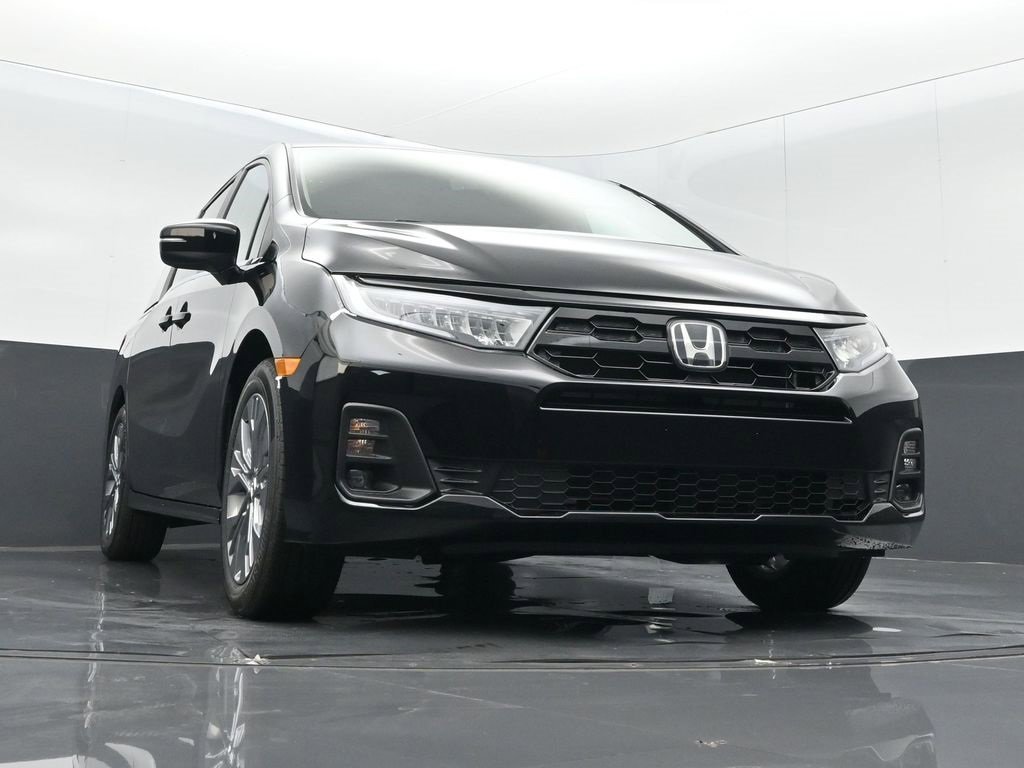 New 2026 Honda Odyssey Touring image 5